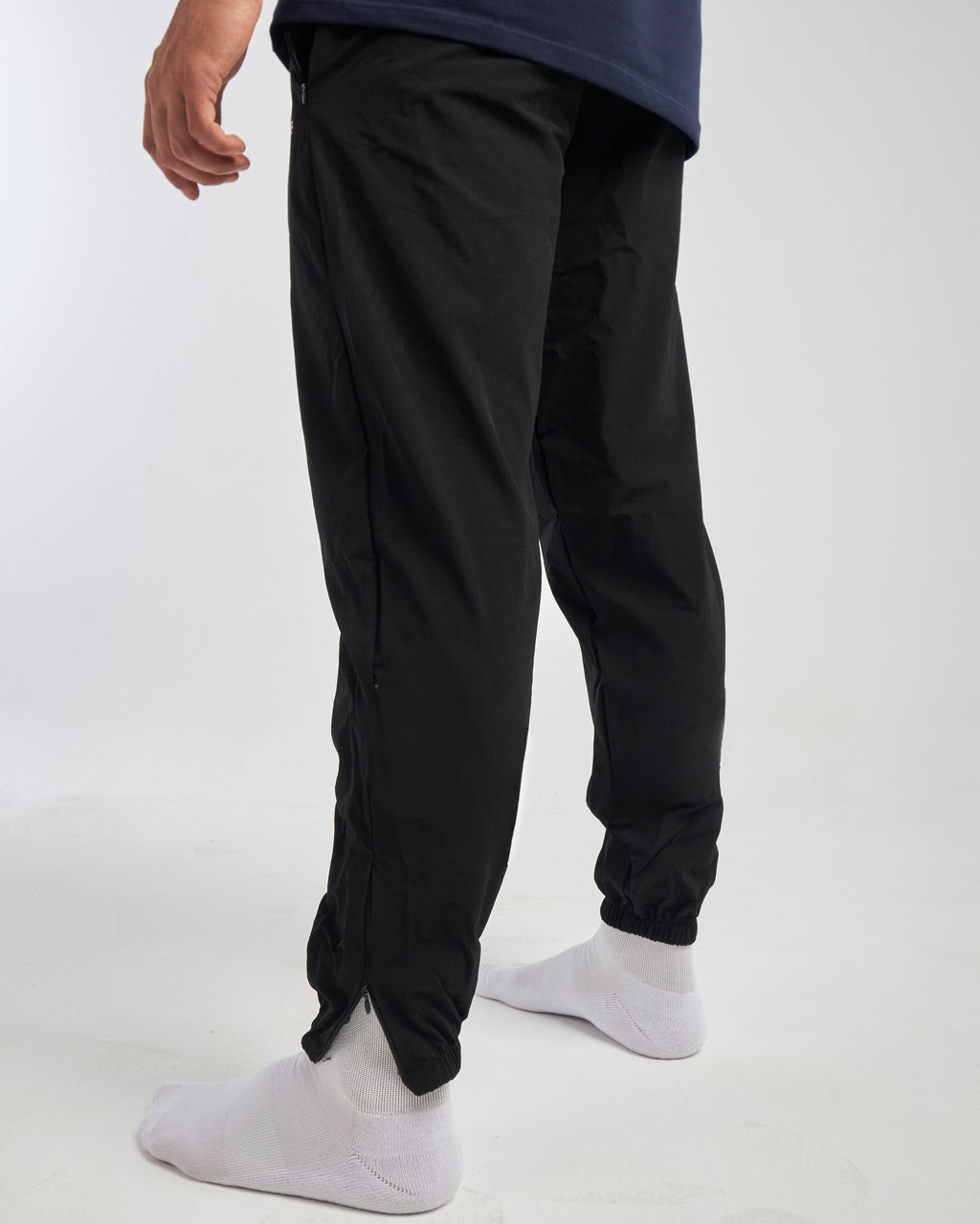Essential Lightweight TRACK PANTS